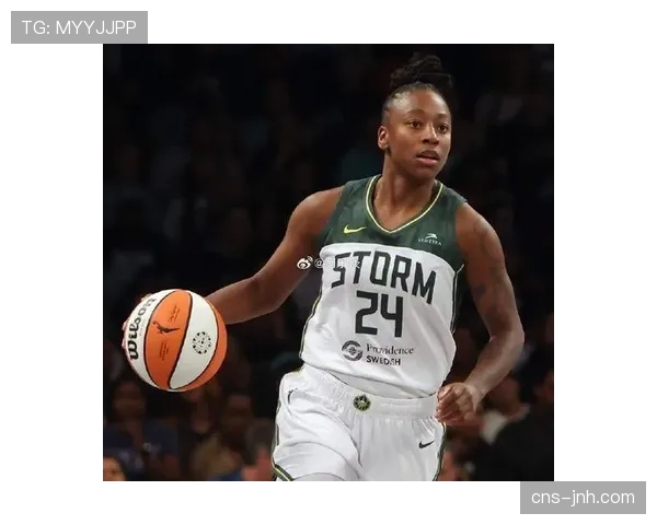 洛杉矶火花队交易得到全明星后卫朱厄尔·罗伊德